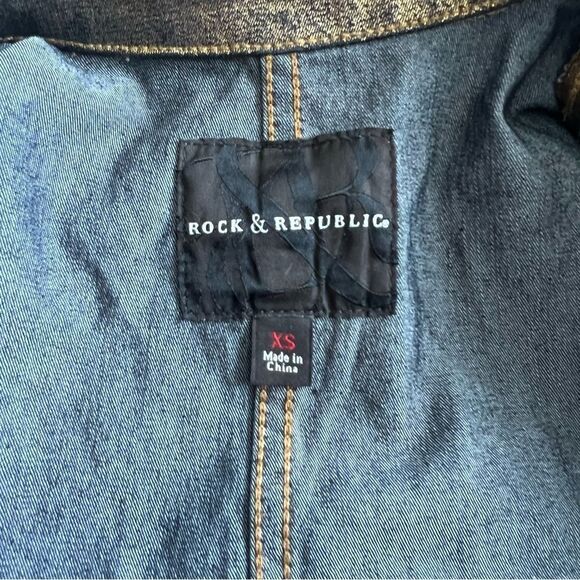 Rock & Republic Gold & Black Metallic Fitted Motorcycle Jacket - Picture 7 of 8